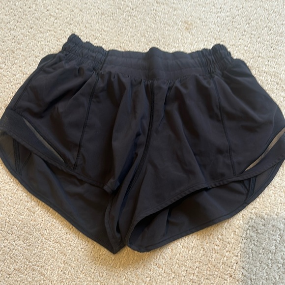 lululemon athletica Pants - Lululemon hottie hot shorts size 4